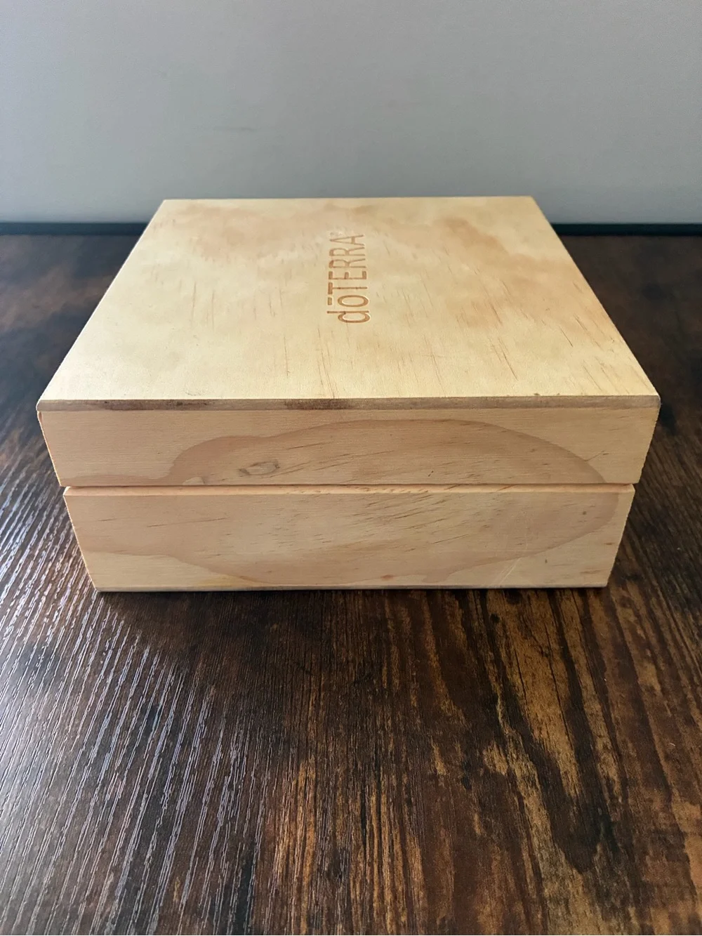 dōTERRA Wooden Storage Box in Light Natural Finish